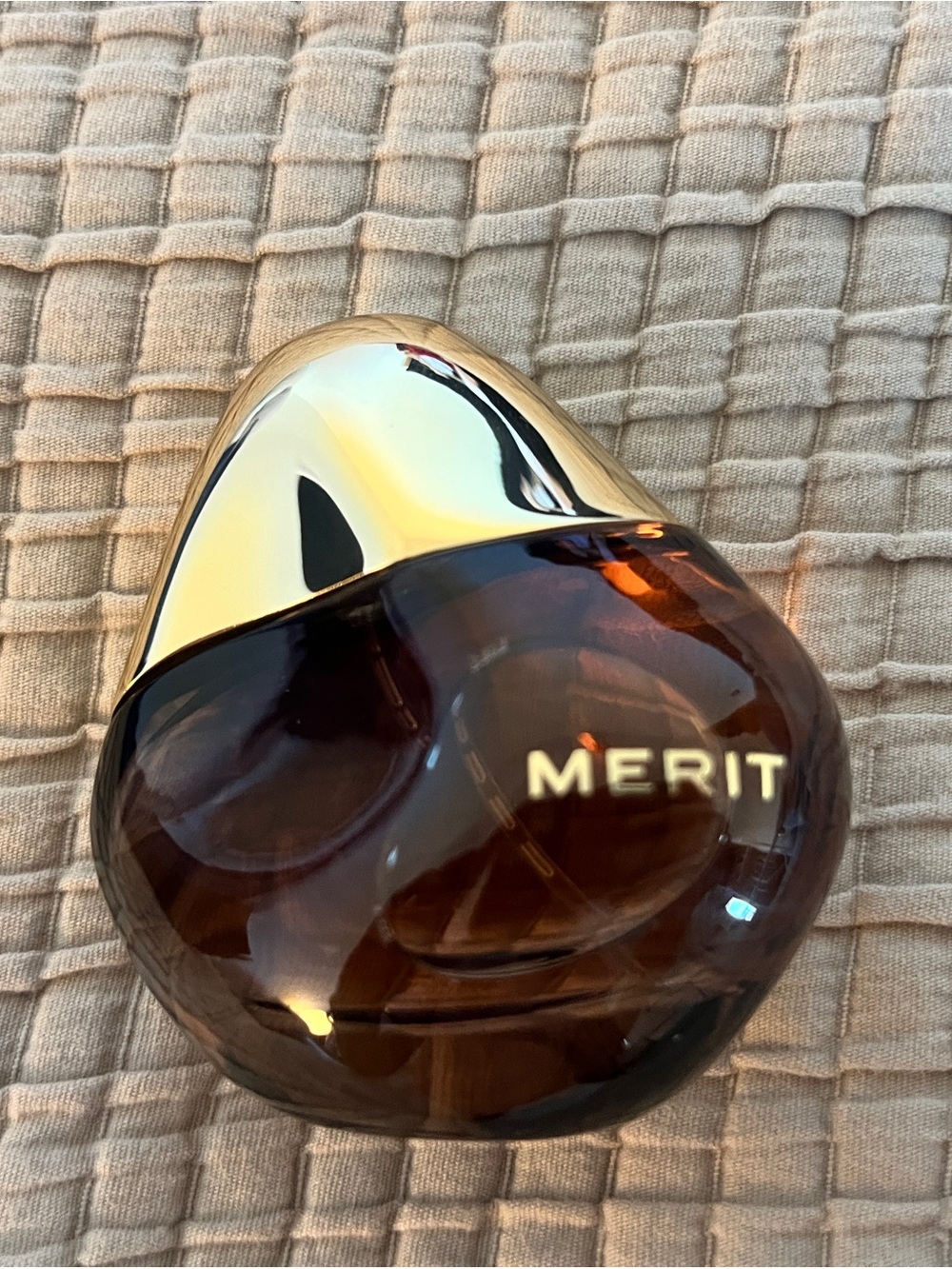 Merit Beauty Retrospect L’Extrait de Parfum